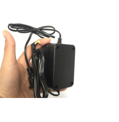 Adapter cho đàn organ Casio 12V 1.5A Adapter cho đàn organ Casio 12V 1.5A